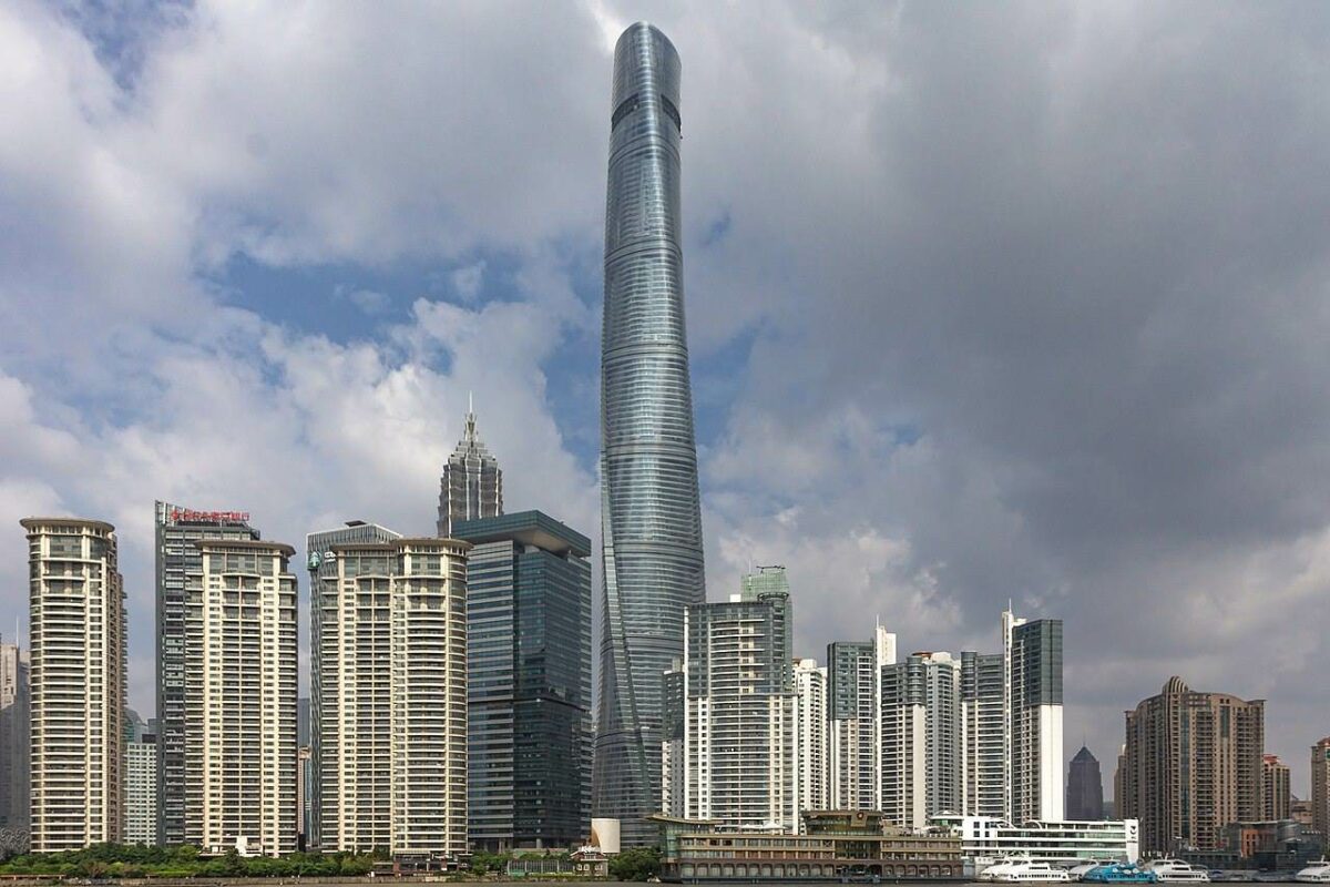 Панорамное изображение Шанхайской башни (Shanghai Tower)