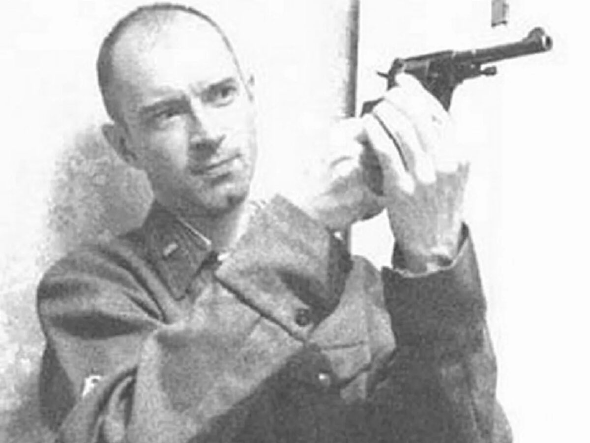 аферист Павленко, 1940-е годы