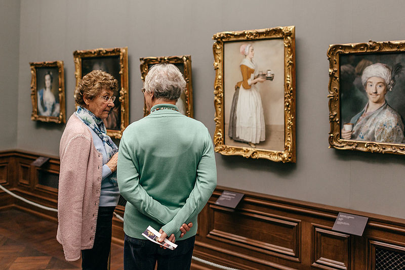 Картина &laquo;Прекрасная шоколадница&raquo; в экспозиции современного музея