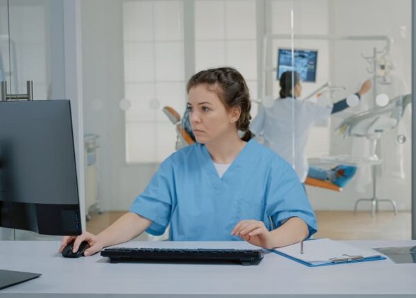 Реальные факты и заблуждения о внедрении CRM в работу стоматологии