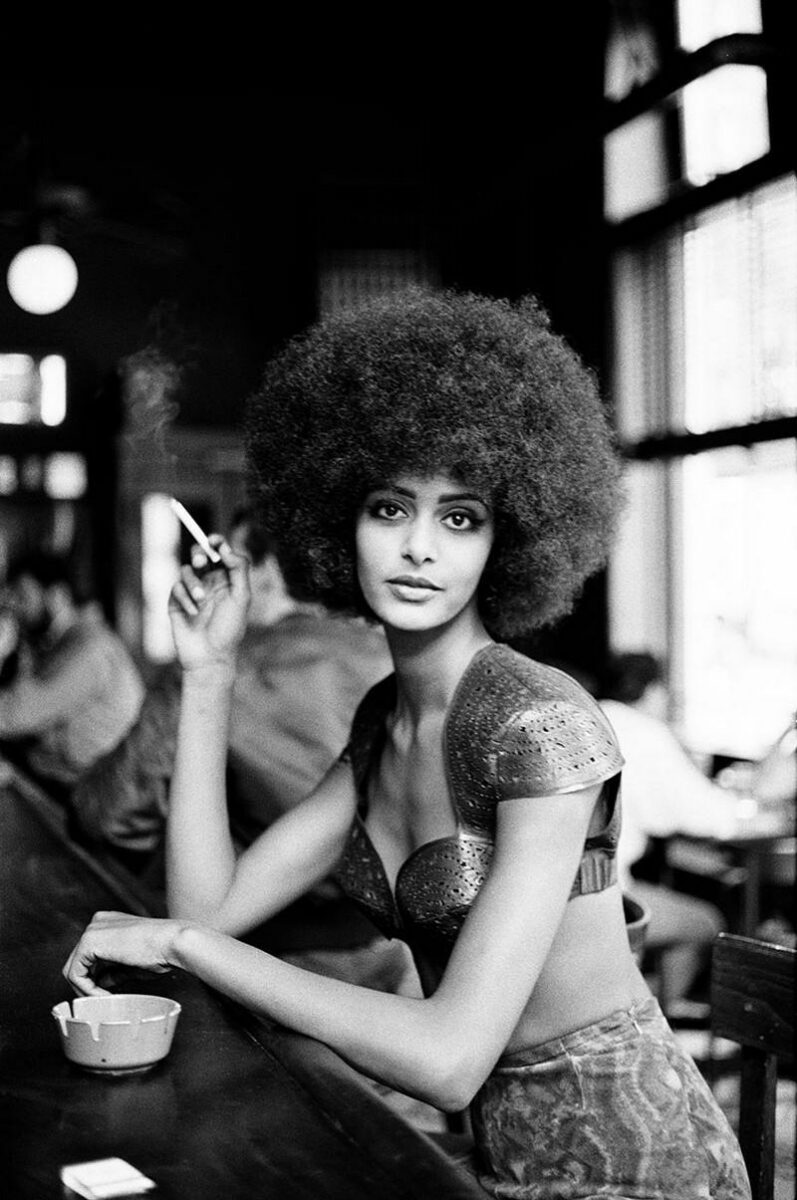 Фотосессия в Париже 1990 год Памела Хэнсон винтажная мода ретро