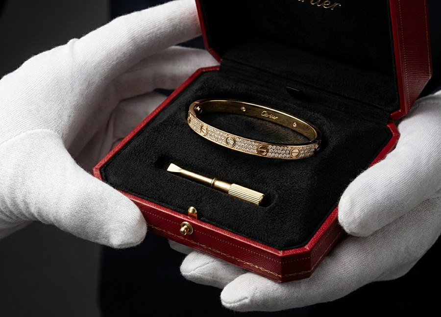 Украшения как инвестиция: Станут ли ваши Cartier дороже со временем?
