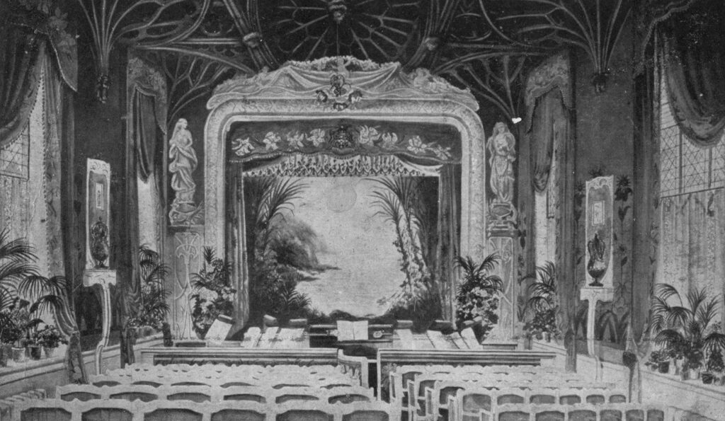 Внутренний вид частного театра маркиза Пэджета