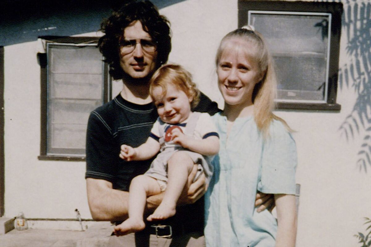 Дэвид Кореш с женой Рэйчел и сыном Сайрусом