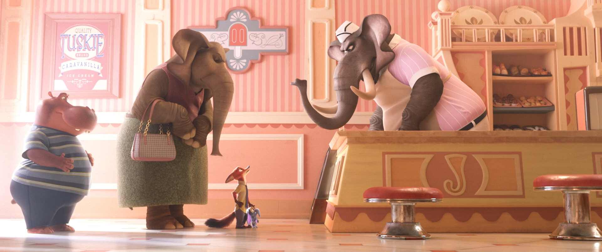 Изображение многоуровневой улицы Зверополиса с разными входами для больших и маленьких животных