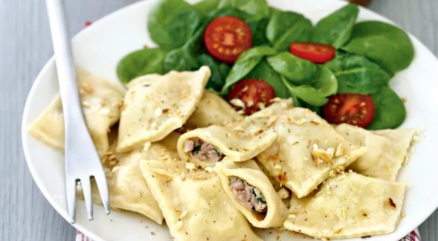 Маульташен традиционное блюдо Южной Германии швабские пельмени