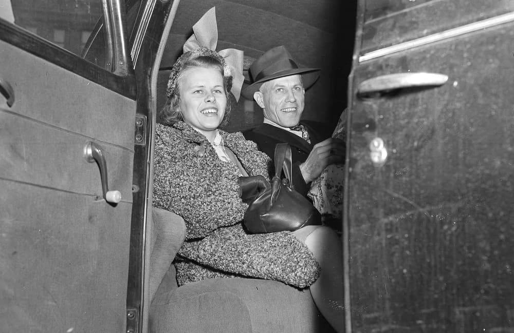 Перл Ласк после ареста Нью-Йорк 1946 год