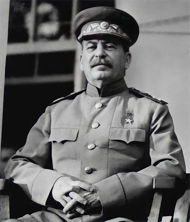 Портрет Иосифа Сталина (Joseph Stalin) в военной форме 1943 года