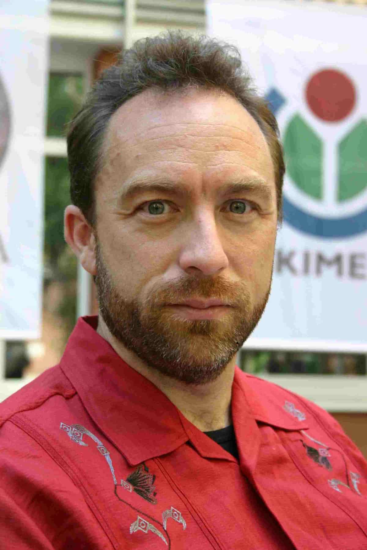Джимми Уэйлс основатель Википедии портрет
