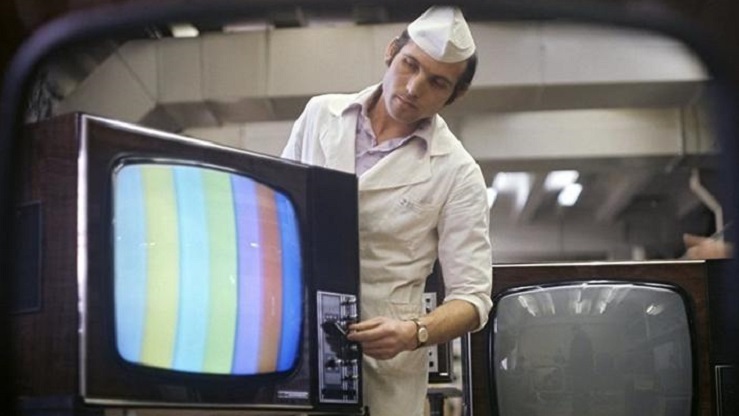 Советский телевизор стандарт SECAM в СССР история ТВ