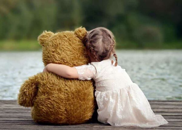 День объятий: как обнимаются животные, люди и даже роботы