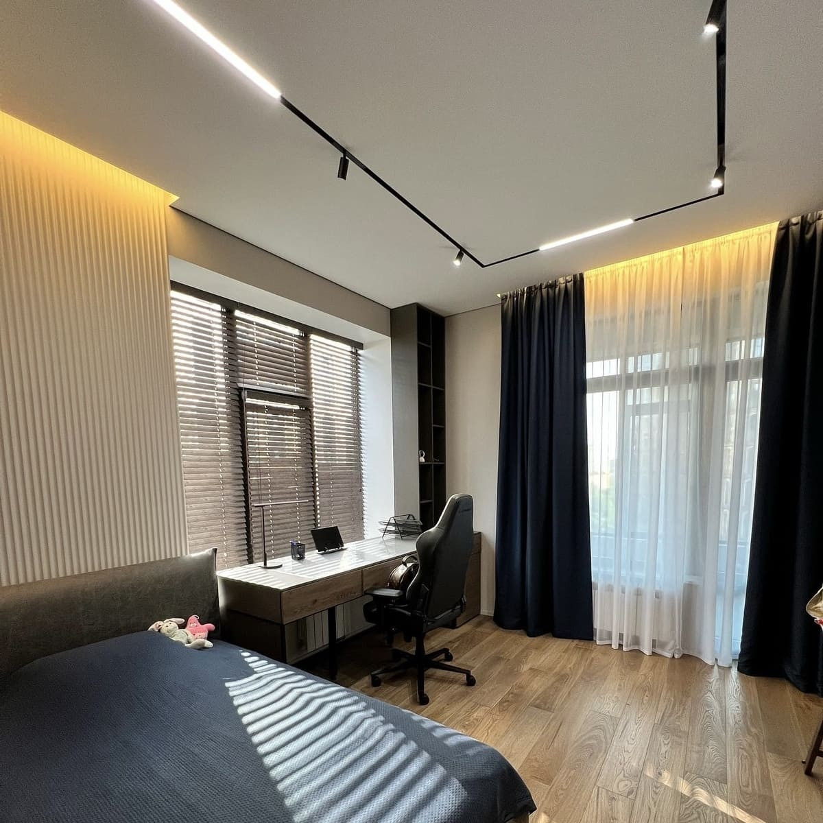 Где лучше заказать натяжные потолки в Химках: ТОП-5 компаний