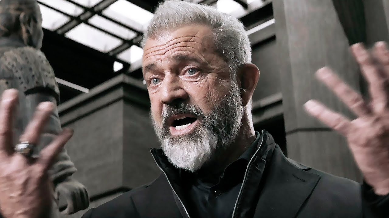 Мэл Гибсон День курка 2021 злодей сигара виски характерная роль