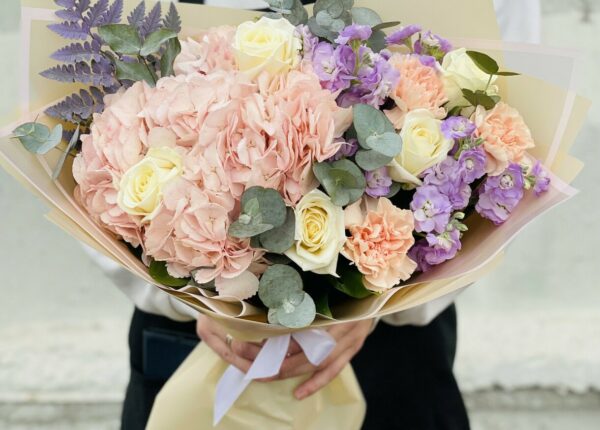 Букет после ссоры: какие цветы помогают восстановить доверие