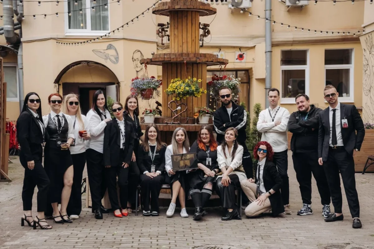 Специалисты PR-компании Prslon