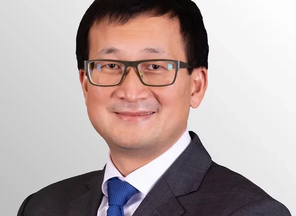 Новый этап карьеры Еркожи Акылбека: от аудита мирового уровня — к инвестициям в ОАЭ