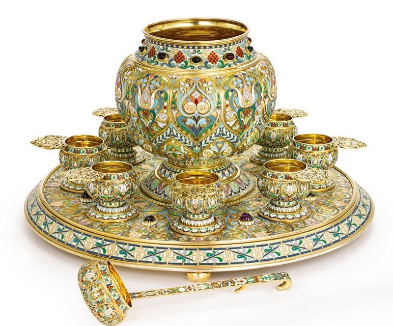 Роскошный набор для пунша работы фабрики Овчинникова с позолотой и перегородчатой эмалью