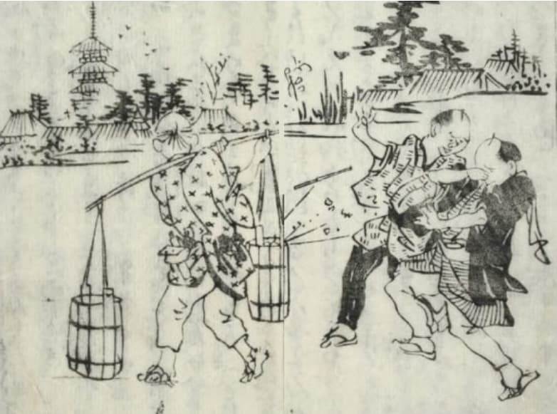 Сборщик фекалий несет бочки с ценным удобрением на коромысле