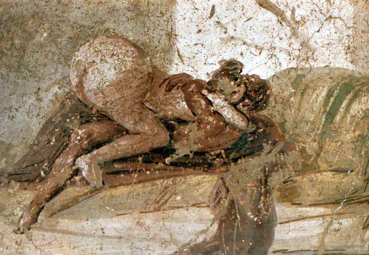 Детализированная эротическая фреска на стене помпейского дома