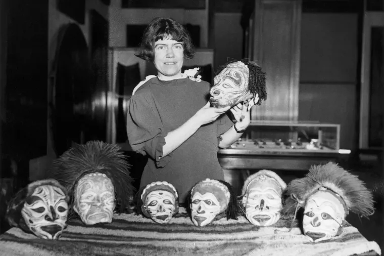 Маргарет Мид работает в американском музее естественной истории 1934 год