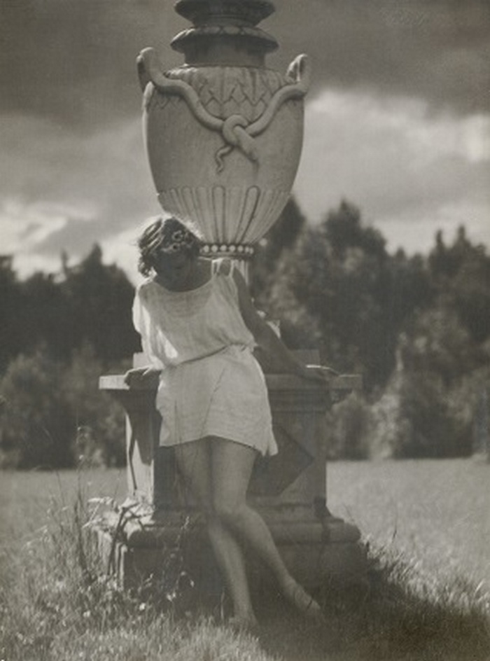 Александр Гринберг День уходящий 1923 обнаженная натура закат