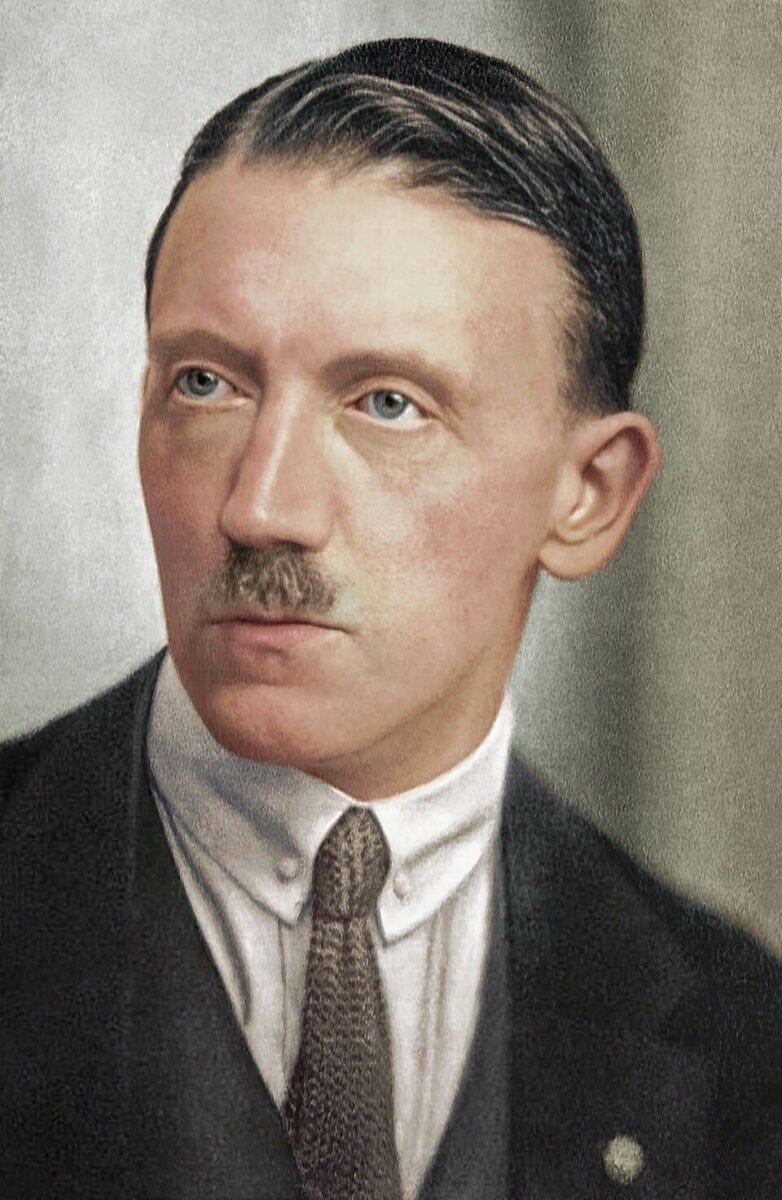 Адольф Гитлер молодой 1923 год цветное фото