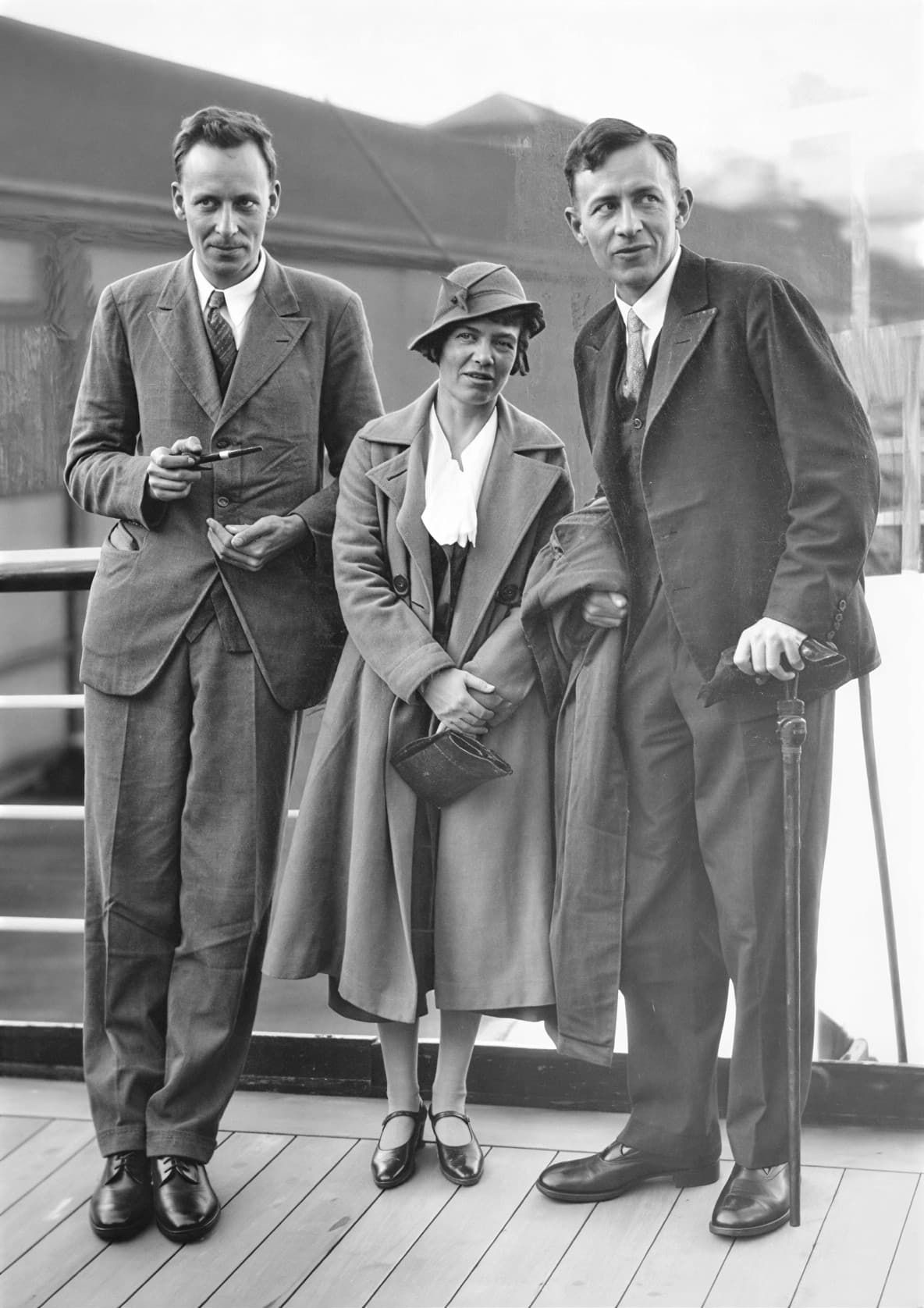 Грегори Бейтсон Маргарет Мид и Рео Форчун во время экспедиции 1933 год