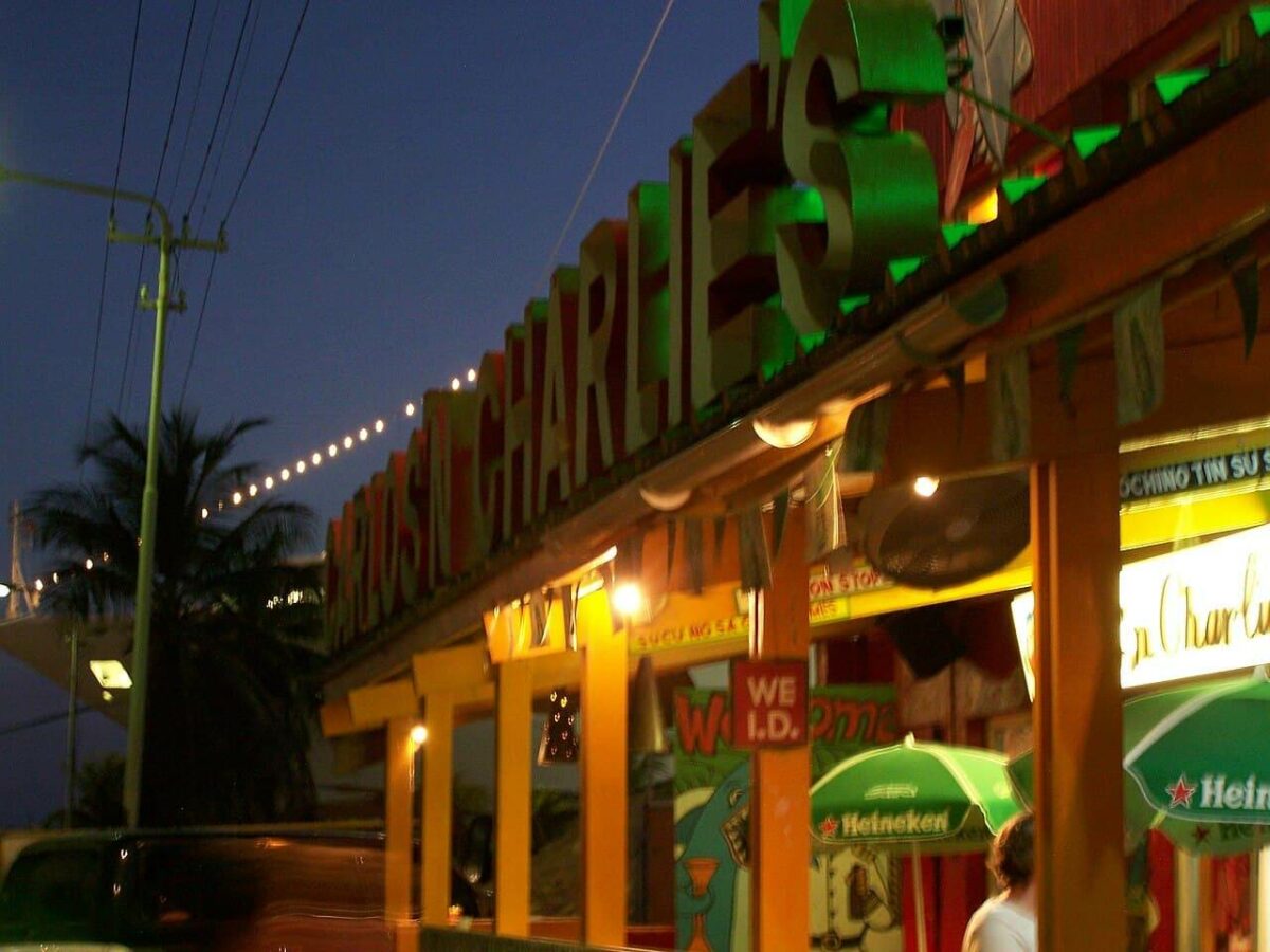 Бар Carlos n Charlies на Арубе &mdash; последнее место, где видели Натали Холлоуэй живой