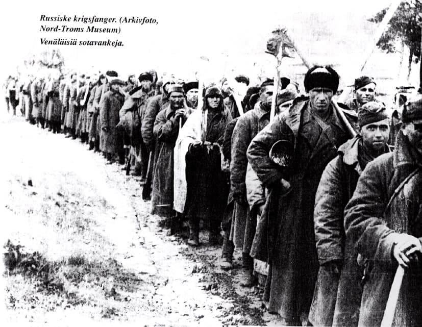 Советские военнопленные в норвежском лагере. Около 100 000 красноармейцев прошли через Норвегию