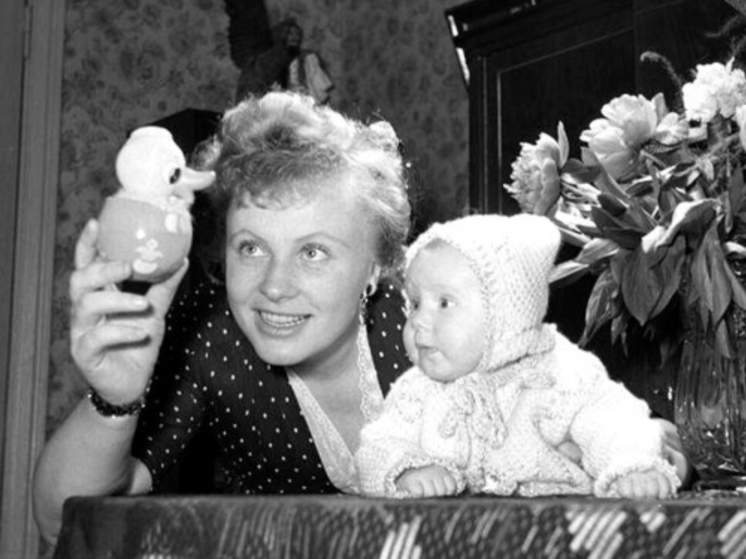 Алла Ларионова с дочерью семья актриса мать советское кино личная жизнь