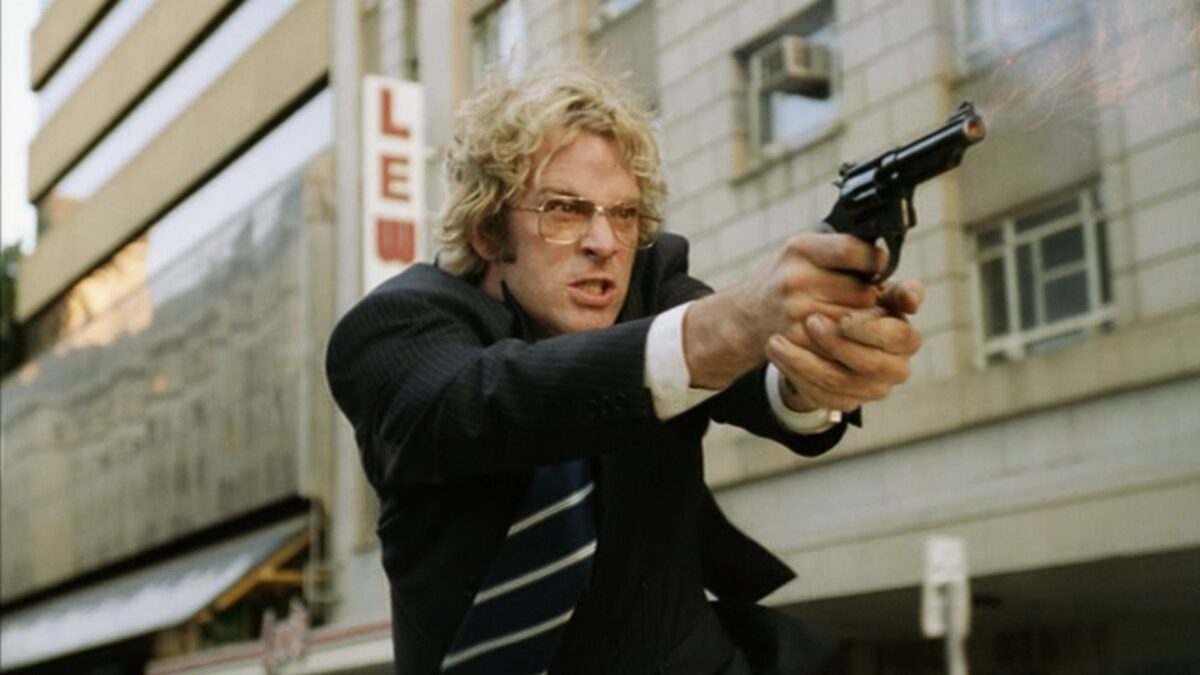 Кадр из фильма Стандер гибель Маккола полиция ЮАР