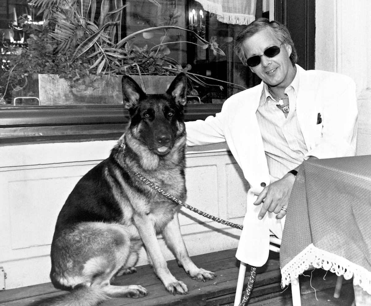 Джек Унтервегер на светском мероприятии &mdash; писатель, журналист и серийный убийца