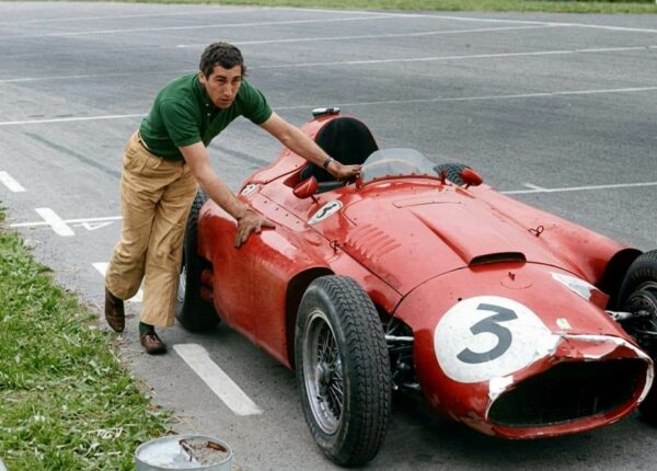 Альфонсо де Портаго: испанский маркиз, который гонял на Ferrari, прыгал с трамплина и погиб в 28 лет на последней в истории Милле Милья