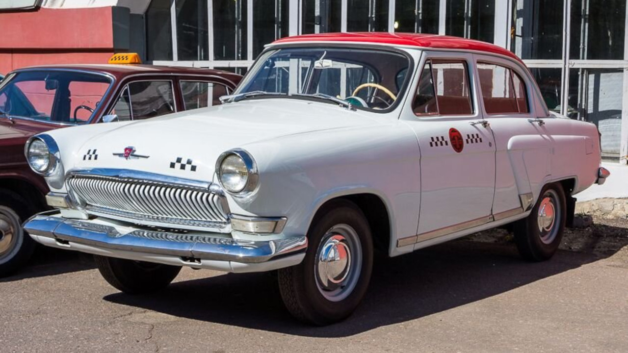 Такси ГАЗ-21 Волга Красная Шапочка с красной крышей