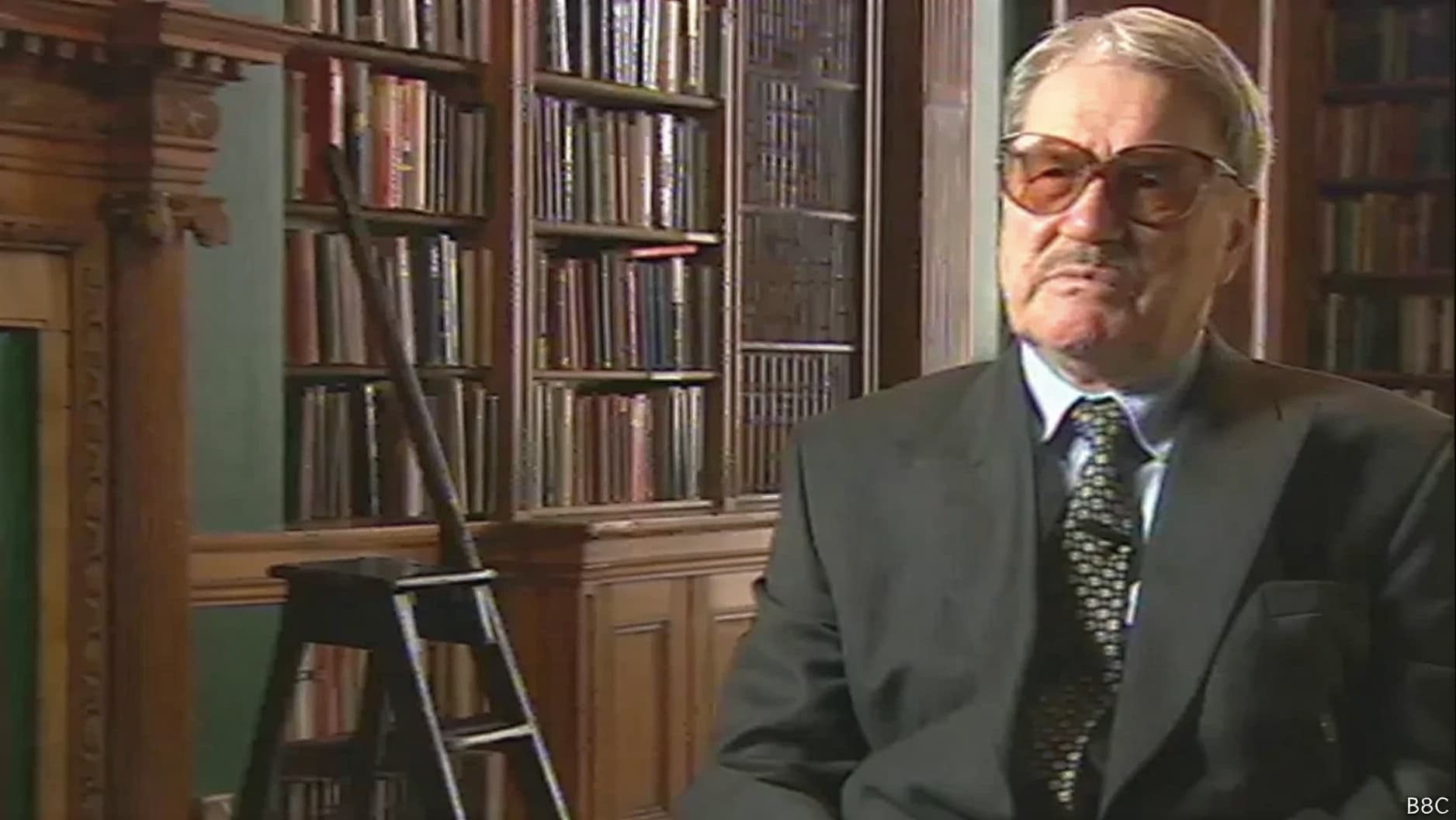 Василий Митрохин &mdash; архивист КГБ, передавший рукописи британской разведке МИ-6 в 1992 году