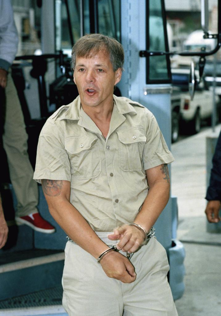 Джек Унтервегер &mdash; писатель и серийный убийца, покончивший с собой в тюрьме Грац-Карлау в 1994 году