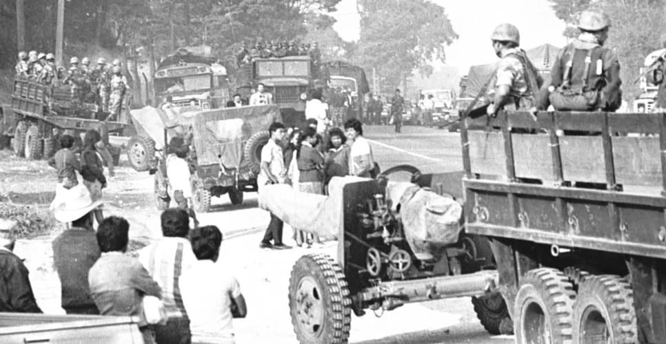 Военные на улицах Гватемалы. Март 1954 года, накануне переворота, организованного ЦРУ