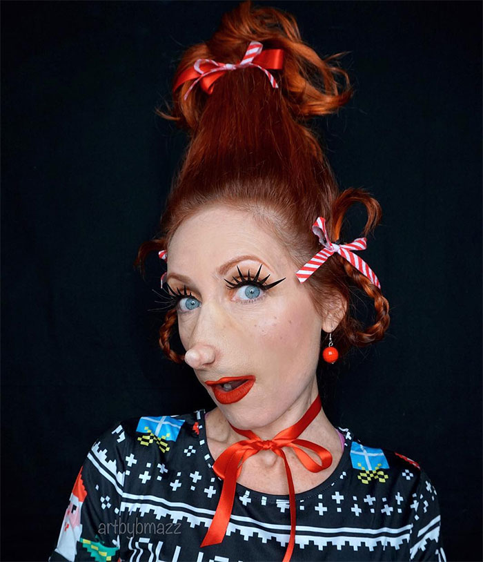 Бренна Маццони в образе Синди Лу из фильма &laquo;Гринч &mdash; похититель Рождества&raquo;