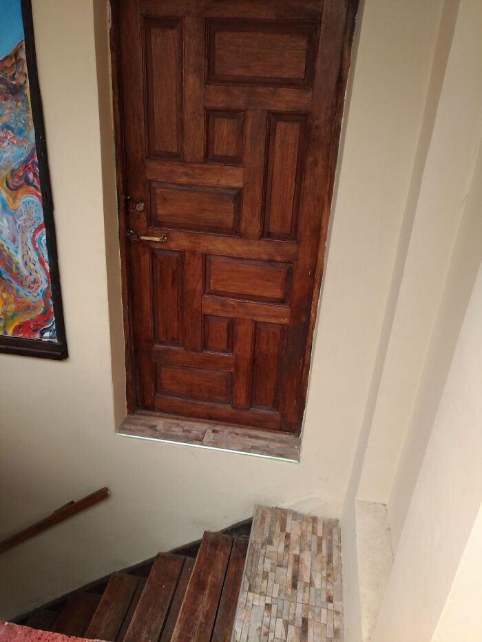 Лестница в хостеле в Куско, Перу