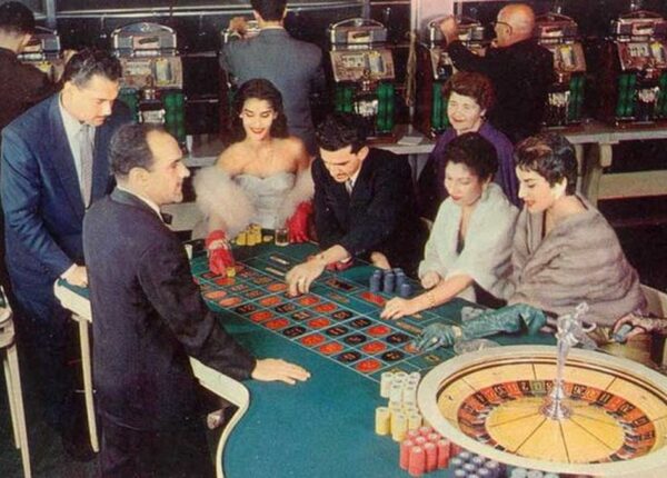 Как американская мафия превратила Гавану в «бордель Америки»: казино, секс-шоу и революция