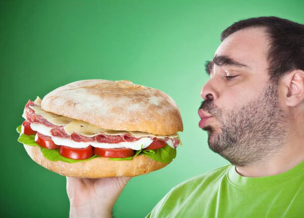 День рождения бутерброда: 5 историй о самой популярной еде планеты