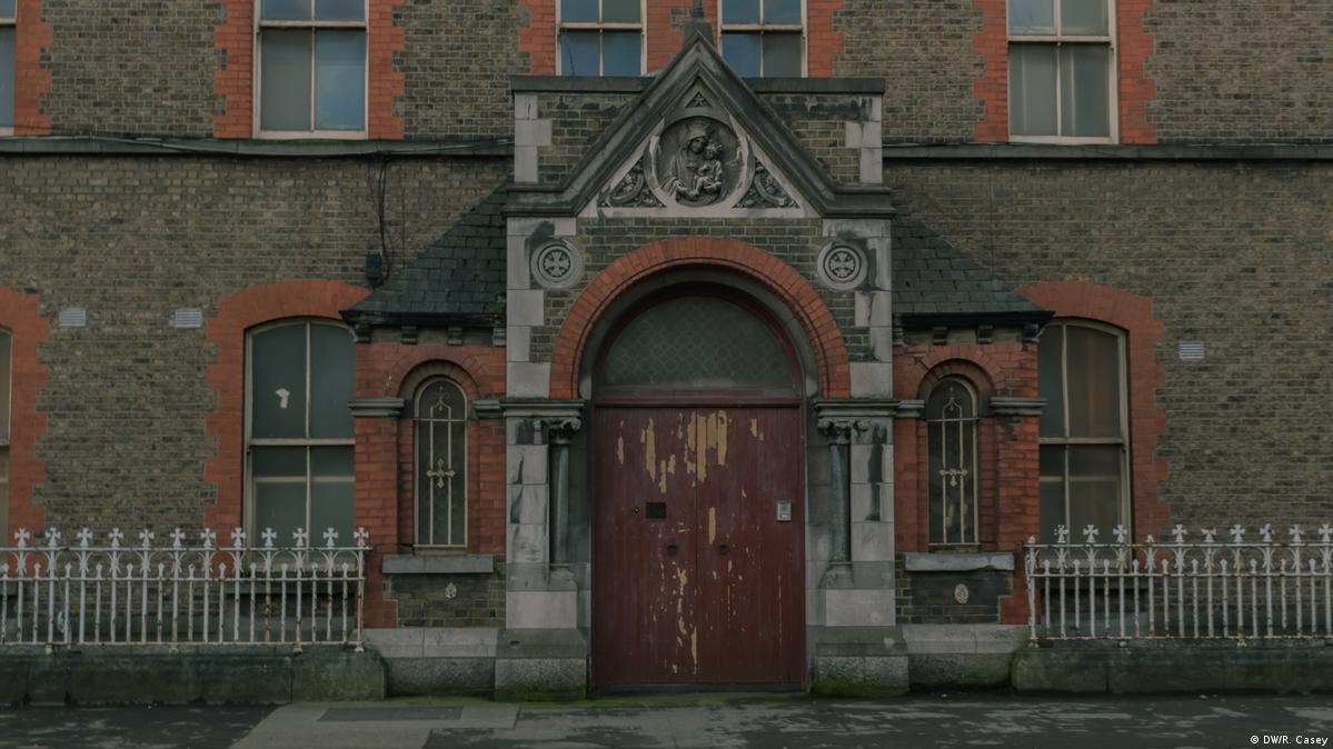 Дверь одного из дублинских приютов Магдалины