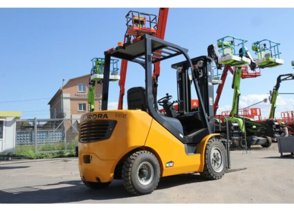 Всё о складской технике: от выбора погрузчика до организации работы склада