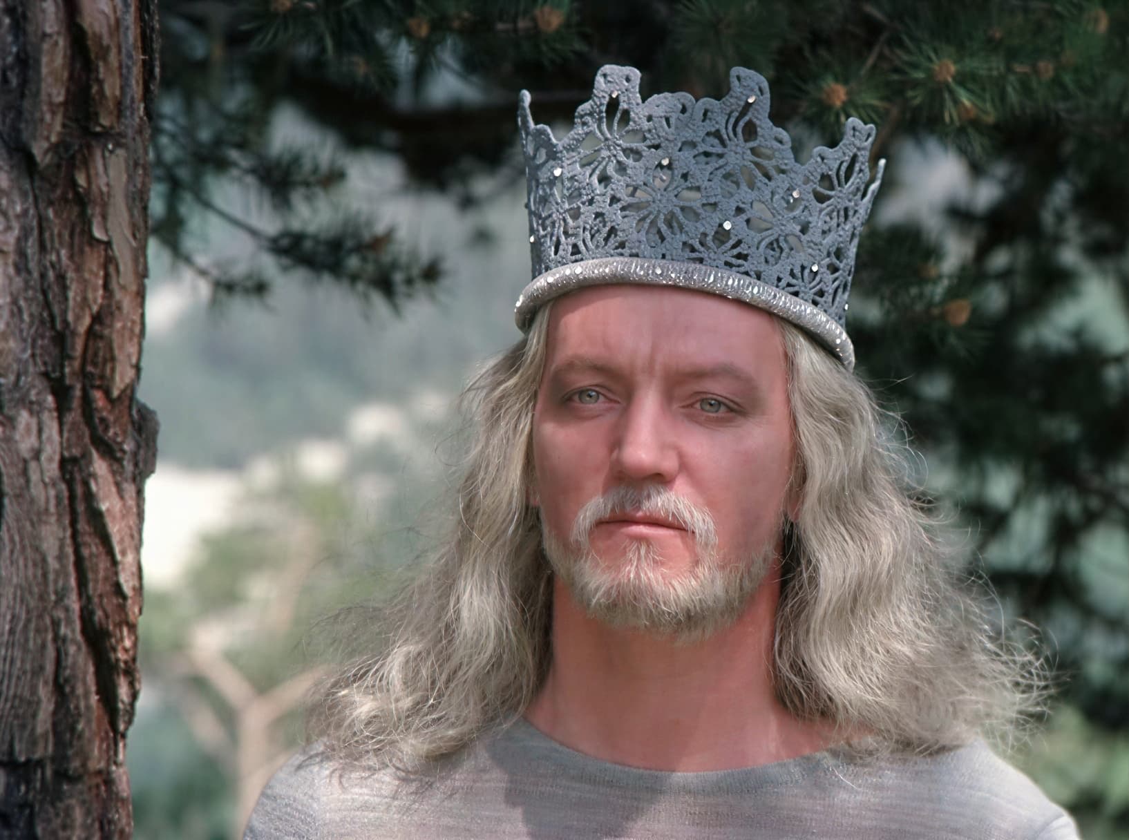 Марис Лиепа в фильме юность бемби 1986