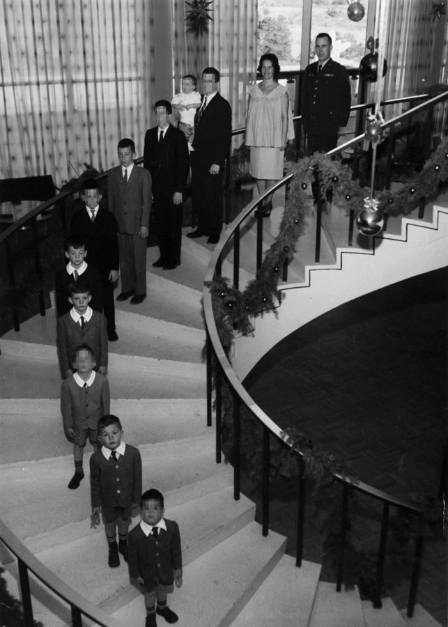 Выжившие братья и сёстры Гэлвин в 2022 году