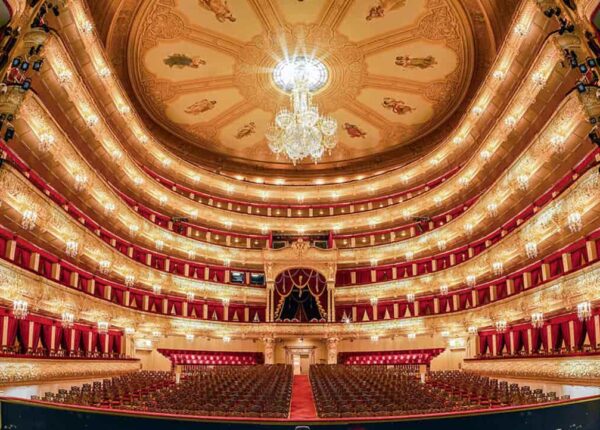 Большой театр основал английский фокусник, а не царица: история двух забытых людей