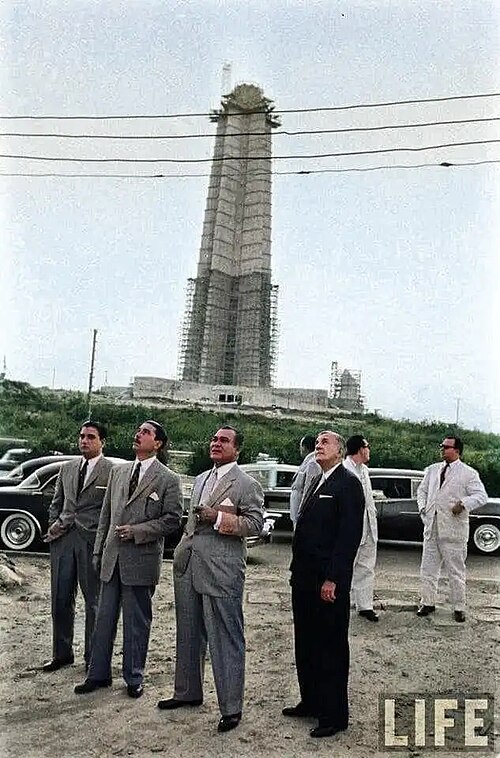 Фульхенсио Батиста на строительстве казино Гавана 1955