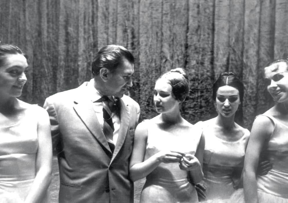 Александров с балеринами архивное фото 1950-е