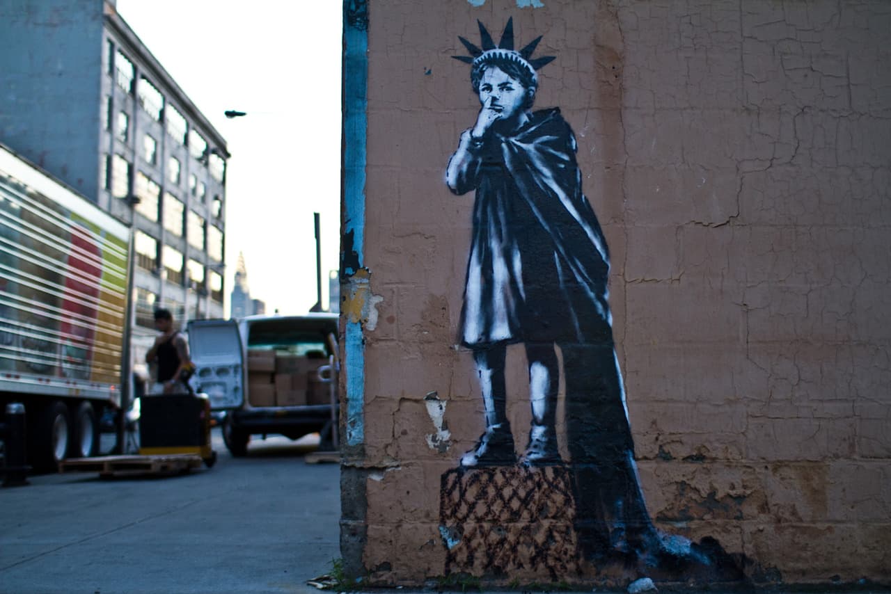 Бэнкси Нью-Йорк стрит-арт начало 2000-х Манхэттен