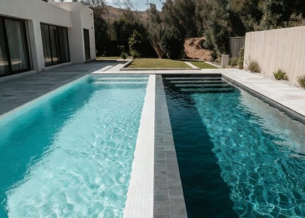 Как выбрать цвет бассейна: от чего зависит оттенок воды, восприятие глубины и стиль участка